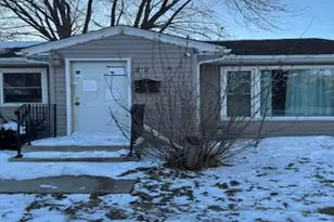 212 Thayer Ave, Mankato, MN 56001 - Photo 1