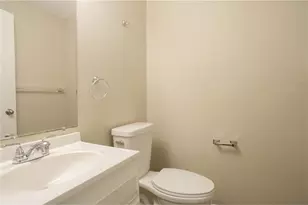 38 Winona St W, Saint Paul, MN 55107 - Photo 10