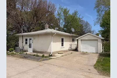 118 13th Ave South, South Saint Paul, MN 55075 - Photo 1