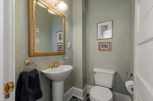 2017 Girard Ave S, Minneapolis, MN 55405 - Photo 38