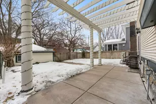 2017 Girard Ave S, Minneapolis, MN 55405 - Photo 76