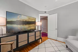 2017 Girard Ave S, Minneapolis, MN 55405 - Photo 50