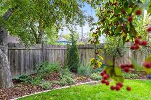 2017 Girard Ave S, Minneapolis, MN 55405 - Photo 82