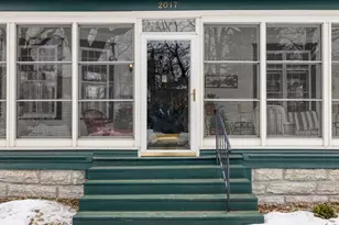 2017 Girard Ave S, Minneapolis, MN 55405 - Photo 6