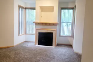 3049 Chamberlain Street N, Maplewood, MN 55109 - Photo 12