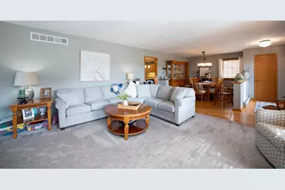 521 7th Avenue NE, Waseca, MN 56093 - Photo 4