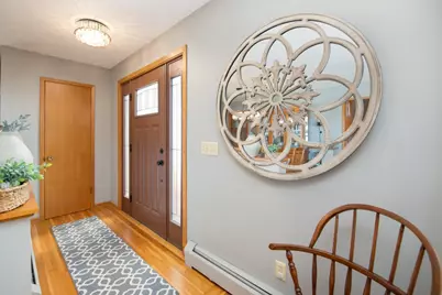 521 7th Avenue NE, Waseca, MN 56093 - Photo 2