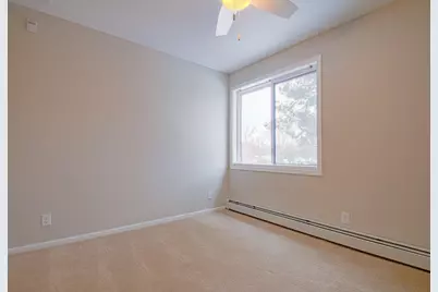 4710 58th Avenue N #303, Crystal, MN 55429 - Photo 14