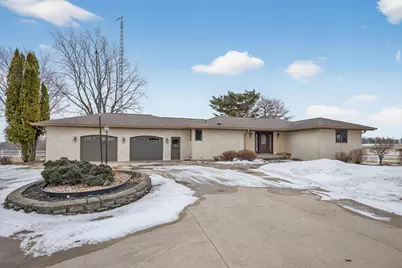 1600 County 8 Road SW, Stewartville, MN 55976 - Photo 2