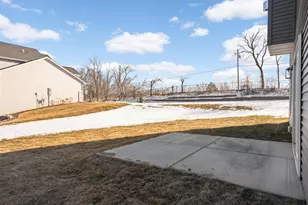 2164 Eustis St, Roseville, MN 55113 - Photo 38