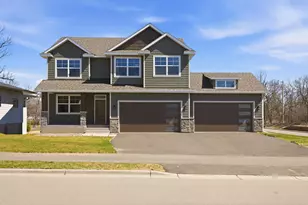 2164 Eustis St, Roseville, MN 55113 - Photo 1