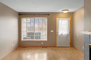 20504 Erin Ct, Farmington, MN 55024 - Photo 8