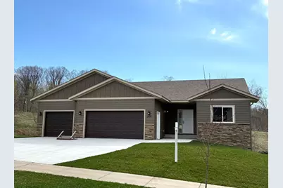 2804 Oak Lawn Drive, Northfield, MN 55057 - Photo 2