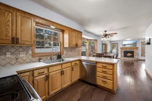 1602 Regatta Dr, Woodbury, MN 55125 - Photo 4