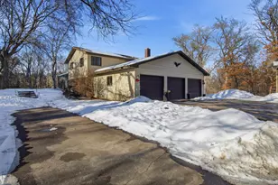 4304 Tamara Dr, Eau Claire, WI 54701 - Photo 2