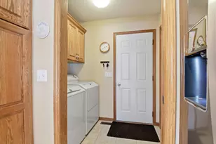 2536 7th Ave SE, Willmar, MN 56201 - Photo 18