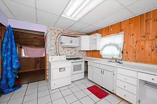 1109 Banks Ave, Superior, WI 54880 - Photo 6