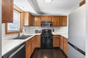 1046 E Travelers Trail, Burnsville, MN 55337 - Photo 10