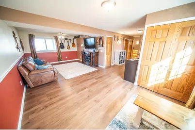 805 5th Avenue NW, Dodge Center, MN 55927 - Photo 18