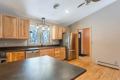 8717 Demontreville Trail N, Lake Elmo, MN 55042 - Photo 24