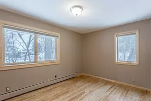 8717 Demontreville Trail N, Lake Elmo, MN 55042 - Photo 32