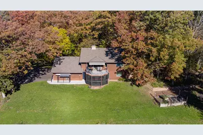 8717 Demontreville Trail N, Lake Elmo, MN 55042 - Photo 2