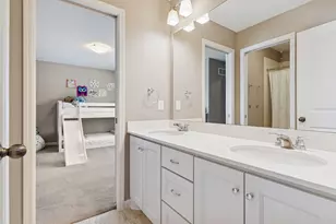 5855 Zanzibar Ln N, Plymouth, MN 55446 - Photo 24