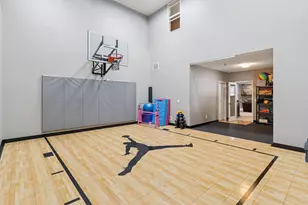 5855 Zanzibar Ln N, Plymouth, MN 55446 - Photo 4