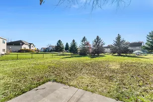 905 Bellaire Blvd NW, Isanti, MN 55040 - Photo 48