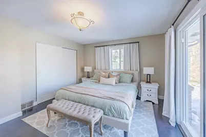 2 Belvidere Street E, Saint Paul, MN 55107 - Photo 24