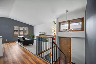 2628 Sumac Ct, White Bear Lake, MN 55110 - Photo 8