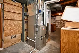 518 E 3rd St, Winona, MN 55987 - Photo 16