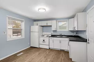 282 Erie St, Saint Paul, MN 55102 - Photo 14