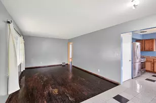 10409 Upton Ave S, Bloomington, MN 55431 - Photo 4