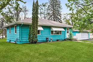10409 Upton Ave S, Bloomington, MN 55431 - Photo 2
