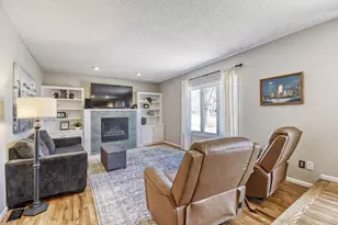 15684 Crocus Ave W, Rosemount, MN 55068 - Photo 10