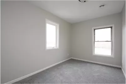 298 Jenks Avenue, Saint Paul, MN 55130 - Photo 10