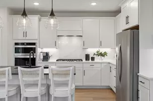 1584 Norbert Ln, Shakopee, MN 55379 - Photo 8