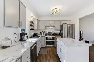 1497 Westview Dr, Hastings, MN 55033 - Photo 10