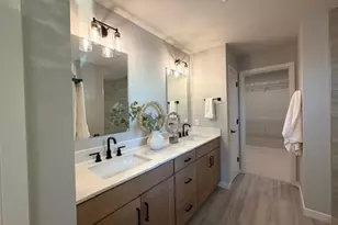 1585 Norbert Ln, Shakopee, MN 55379 - Photo 16