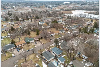 1715 Louise Avenue, Saint Paul, MN 55106 - Photo 2