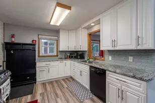 510 N 4th St, Le Sueur, MN 56058 - Photo 10