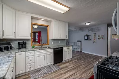 510 N 4th Street, Le Sueur, MN 56058 - Photo 2