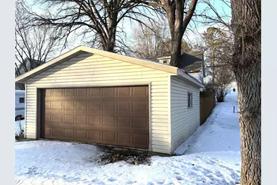 519 Spruce Street, Fergus Falls, MN 56537 - Photo 40