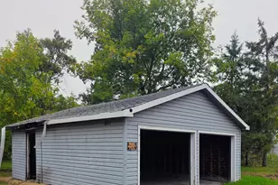 513 26th St NW, Bemidji, MN 56601 - Photo 2