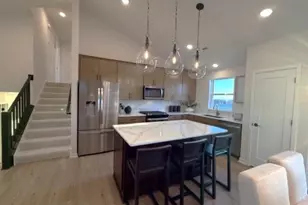 1652 Lund Way, Shakopee, MN 55379 - Photo 6