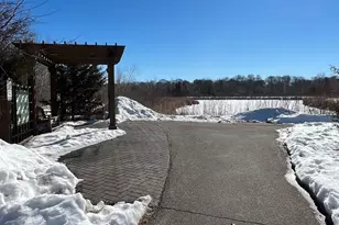 1663 Lund Way, Shakopee, MN 55379 - Photo 4