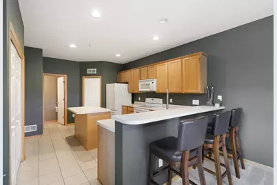 11122 Aberdeen Street NE #H, Blaine, MN 55449 - Photo 14