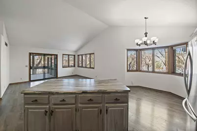 13416 Parkwood Drive, Burnsville, MN 55337 - Photo 6