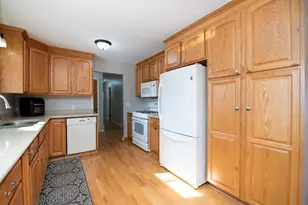 232 W Skyline Ct, Mankato, MN 56001 - Photo 10